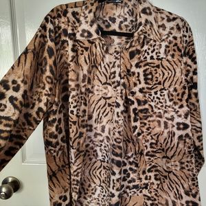 Three peice leopard print long sleeve blouse, drawstring pants and bra top sz M